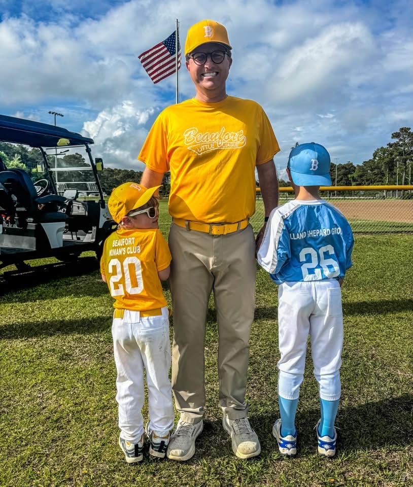 Jason Moore with Beaufort Little League players